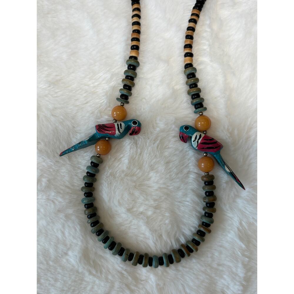 Vintage Carved Wood Bead Chunky Parrot Simple Statement Necklace Tan Green 80's